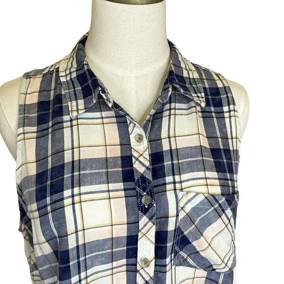 Maurices Womens Size Large Button Front Shirt Blue Yellow Plaid Sleeveless - Picture 2 of 11